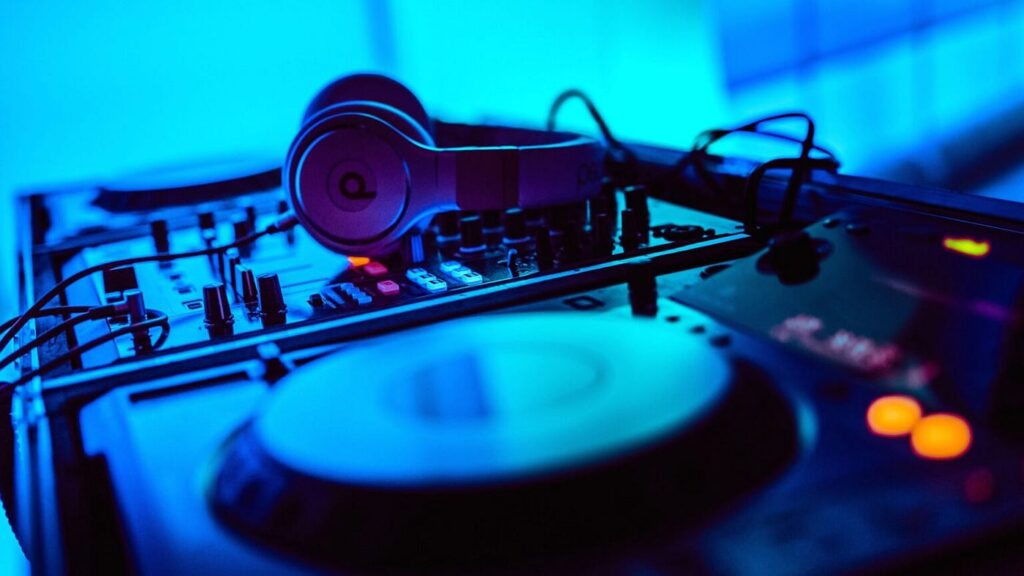 D Signature Live – Your Trusted Partner for Sound System Rental Services
